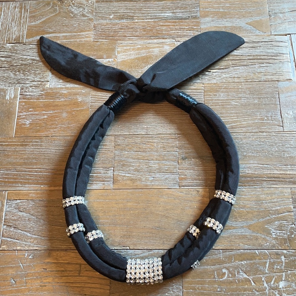 Vintage Taffeta Rope Strand Necklace🖤